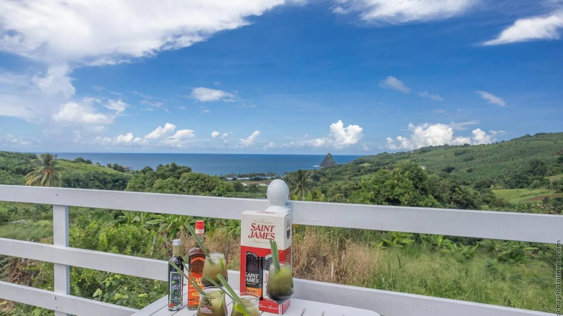 Hébergement de vacances Bungalow Avec Piscine Au Coeur De La Campagne Vert Sainte-Marie Martinique