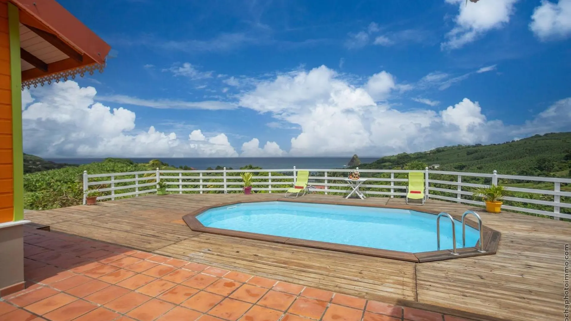 Hébergement de vacances Bungalow Avec Piscine Au Coeur De La Campagne Vert Sainte-Marie